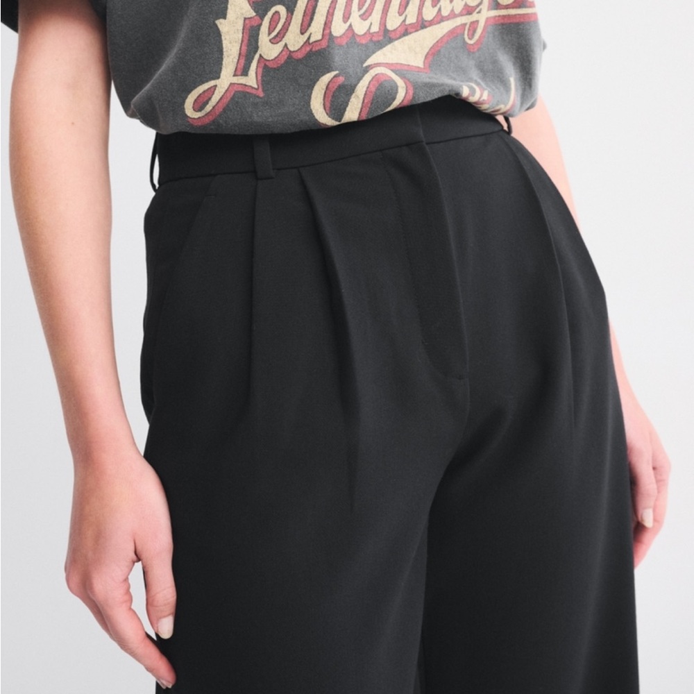 Abercrombie & Fitch Black Pleated Trousers